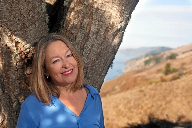 Linda Sonrisa Jones author of Romancing the Sur (photo courtesy of Beth Peerless and Monterey Herald)